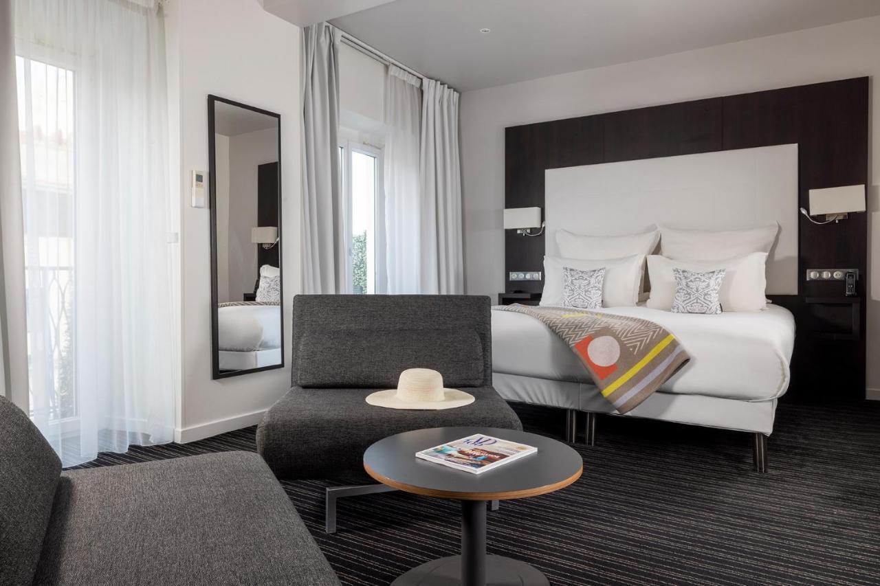 64 Hotel 4*